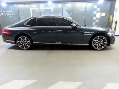 Genesis G90 2023, 33192 км, за 51792.04 USD