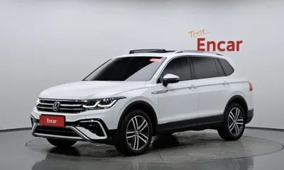 Volkswagen Tiguan 2023, 43933 км, за 17889.69 USD - фото 11