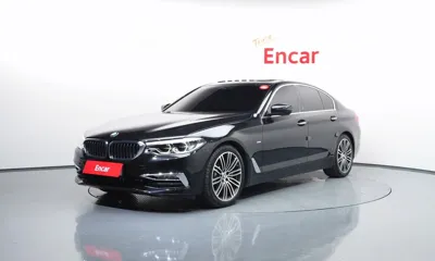 BMW 5-Series · 2018 год