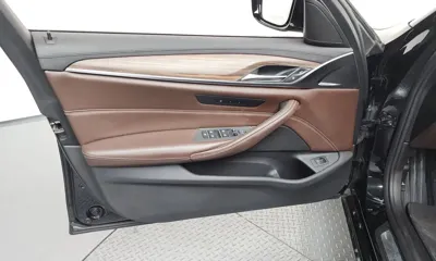 BMW 5-Series 2018, 107082 км, за 14769.59 USD - фото 24