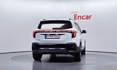 Kia Seltos 2023, 39130 км, за 32438.39 USD