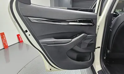 Kia Seltos 2023, 39130 км, за 32291.5 USD - фото 25
