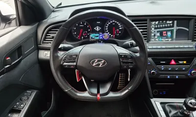 Hyundai Avante 2018, 80724 км, за 6695.7 USD - фото 13