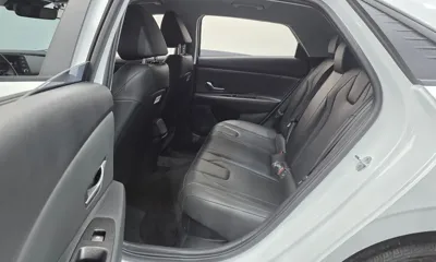 Hyundai Avante 2023, 15363 км, за 12427.3 USD - фото 13