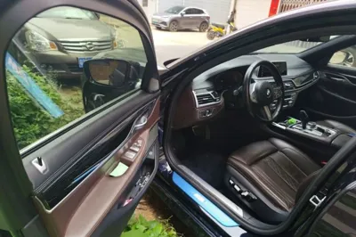 BMW 7 Series 2019, 114000 км, за 42697 USD - фото 16