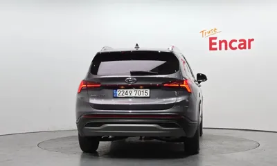 Hyundai Santafe 2023, 123366 км, за 15791.21 USD