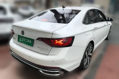Volkswagen Sagitar 2023, 61800 км, за 12951 USD - фото 6