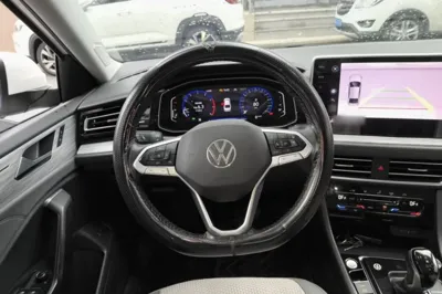 Volkswagen Sagitar 2023, 61800 км, за 12951 USD - фото 9