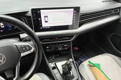 Volkswagen Sagitar 2023, 61800 км, за 12951 USD - фото 12