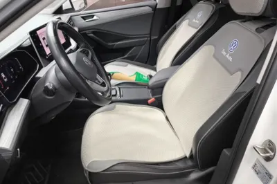 Volkswagen Sagitar 2023, 61800 км, за 12951 USD - фото 14