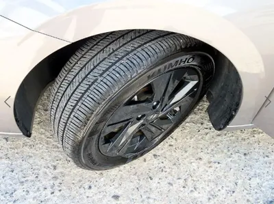 Hyundai Avante 2023, 53424 км, за 12490.25 USD - фото 20