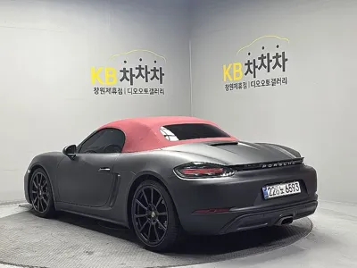 Porsche 718 2018, 79153 км, за 38224 USD