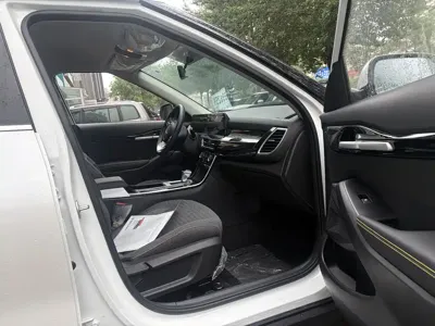 Kia Seltos 0, 400 км, за 10329.41 USD