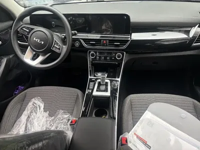 Kia Seltos 0, 400 км, за 10329.41 USD - фото 9