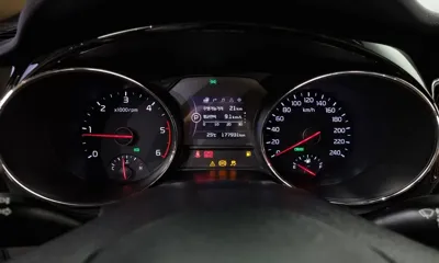 Kia Canival 2016, 177931 км, за 6765.63 USD - фото 8