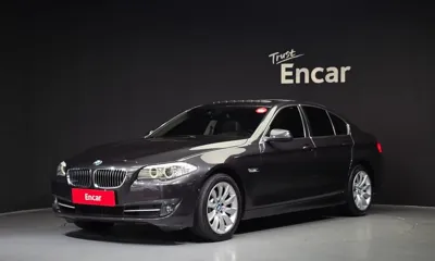 BMW 5-Series · 2013 год