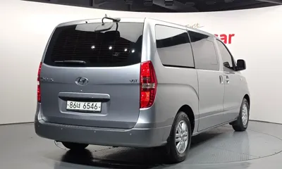 Hyundai Starex 2020, 103371 км, за 9702.41 USD