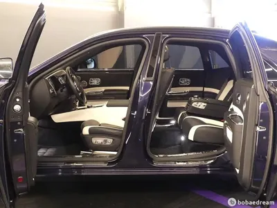 Rolls-Royce Ghost 2018, 20188 км, за 187204.34 USD - фото 17