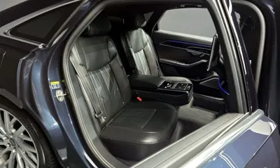 Audi A8 2020, 57634 км, за 34687.81 USD - фото 12