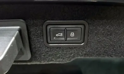Audi A8 2020, 57634 км, за 34687.81 USD - фото 20