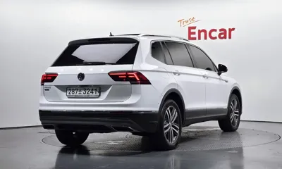 Volkswagen Tiguan 2020, 88029 км, за 17186.69 USD
