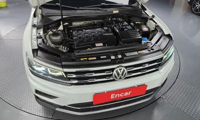 Volkswagen Tiguan 2020, 88029 км, за 17186.69 USD - фото 6