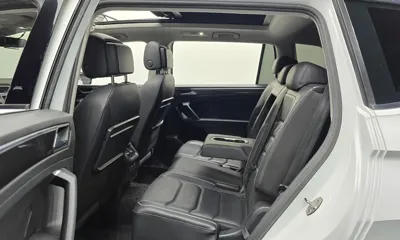 Volkswagen Tiguan 2020, 88029 км, за 17186.69 USD - фото 12