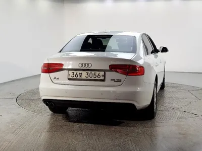 Audi A4 2015, 163174 км, за 4218.94 USD