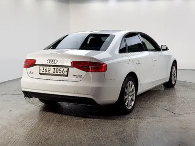 Audi A4 2015, 163174 км, за 4218.94 USD