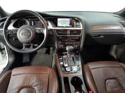 Audi A4 2015, 163174 км, за 4218.94 USD