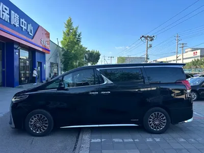 Lexus LM 2021, 51000 км, за 115801.17 USD