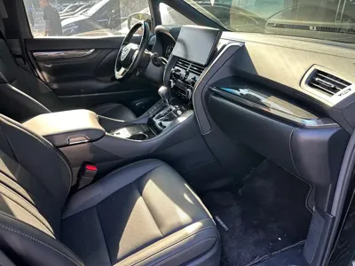 Lexus LM 2021, 51000 км, за 115801.17 USD - фото 23