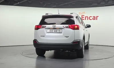 Toyota RAV4 2014, 87246 км, за 12143.89 USD