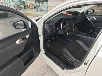 Lexus CT 2020, 53900 км, за 13820.73 USD - фото 16