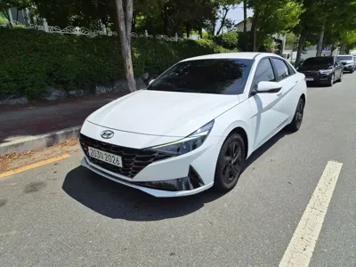 Hyundai Avante · 2023 год