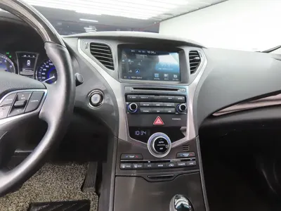 Hyundai Grandeur 2017, 111087 км, за 4759.39 USD - фото 10