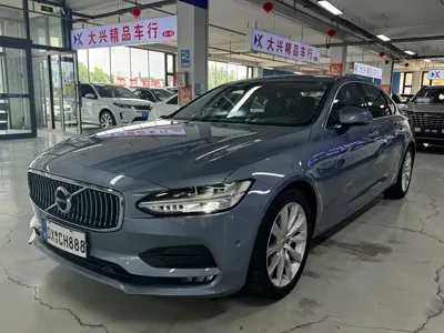 Volvo S90 · 2018 год