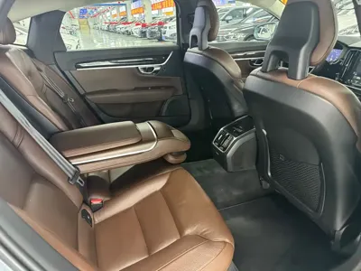 Volvo S90 2018, 69000 км, за 14684.82 USD - фото 9
