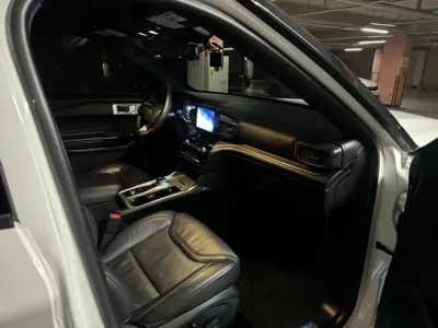 Ford Explorer 2022, 39000 км, за 26847.84 USD - фото 7