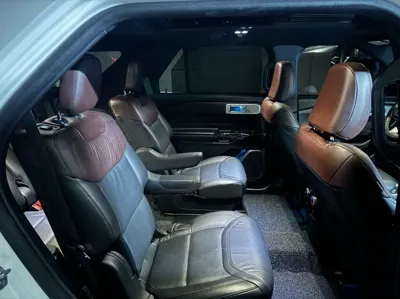 Ford Explorer 2022, 39000 км, за 26847.84 USD - фото 8