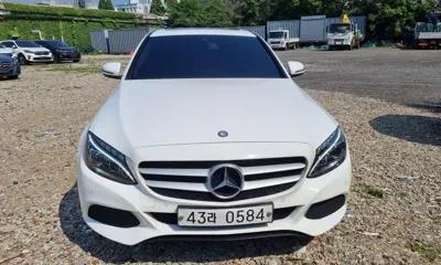 Mercedes-Benz C-Class · 2016 год