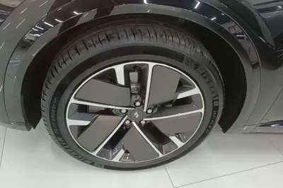 Li Auto L9 2025, 8900 км, за 54810 USD - фото 15