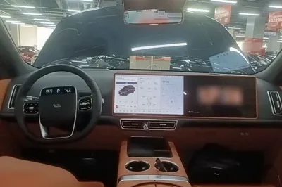 Li Auto L9 2025, 8900 км, за 54810 USD - фото 17