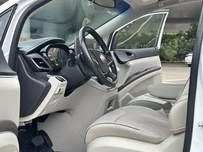 Buick GL8 2021, 90000 км, за 16156.25 USD - фото 6