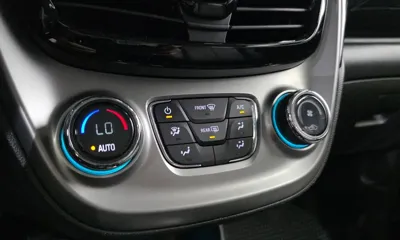 ChevroletGMDaewoo Spark 2017, 131808 км, за 3029.32 USD - фото 16