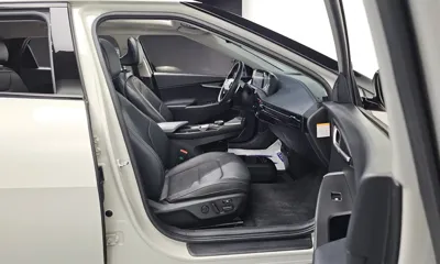 Kia EV6 2022, 70075 км, за 19764.69 USD - фото 12