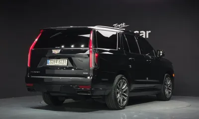 Cadillac Escalade 2022, 75503 км, за 53721.41 USD