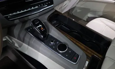 Cadillac Escalade 2022, 75503 км, за 53721.41 USD - фото 9