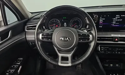 Kia K5 2020, 140862 км, за 10733.81 USD - фото 13