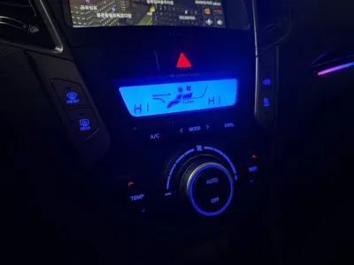 Hyundai Maxcruz 2015, 133318 км, за 6739.35 USD - фото 11